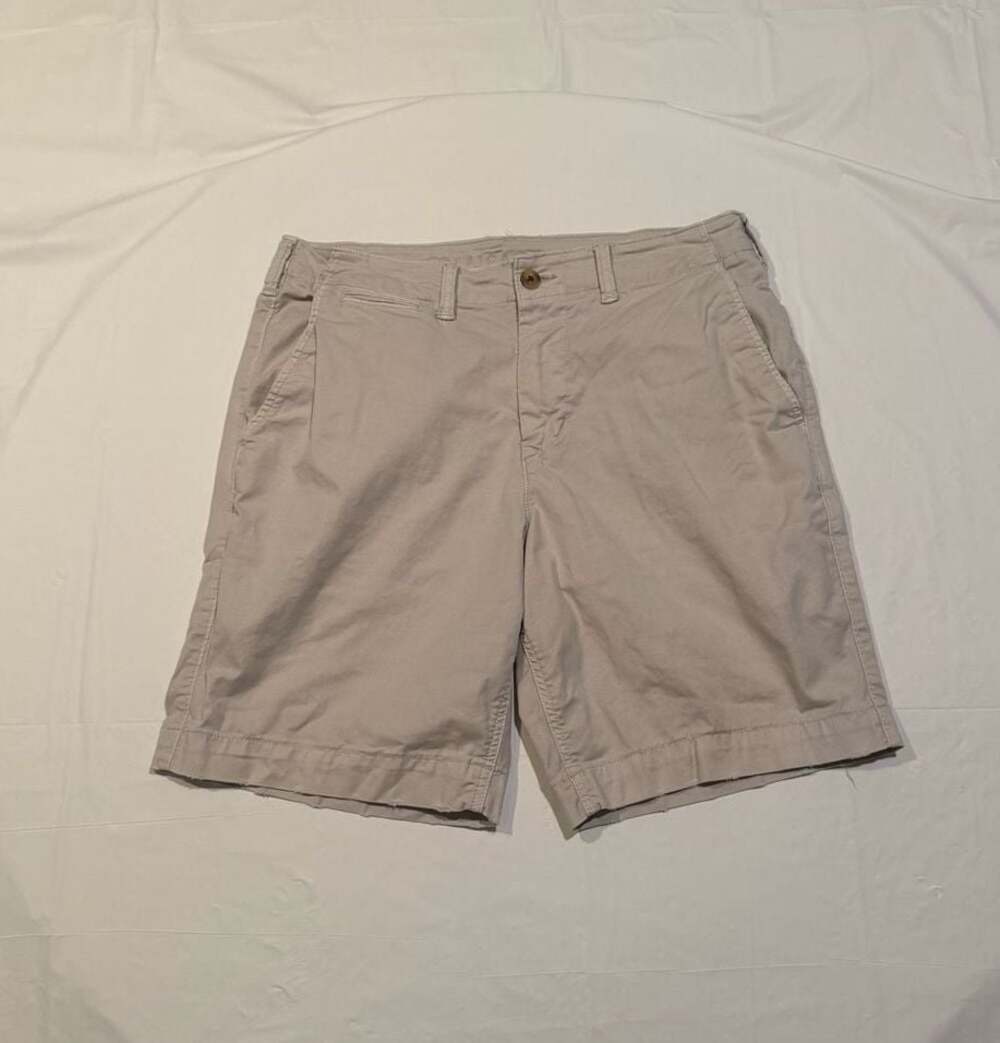 American Eagle Flex Chino Flat Front Khaki Shorts Men's Size 32